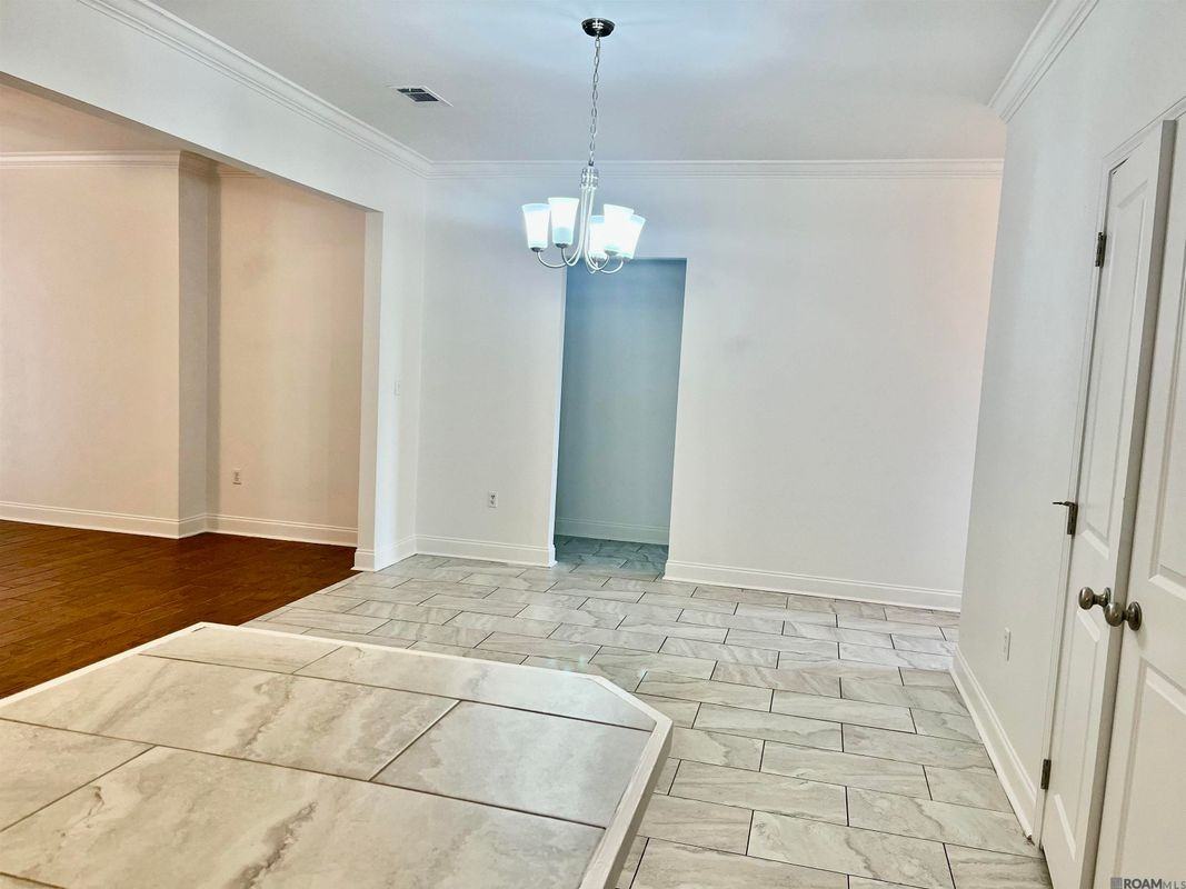 10836 Field Pointe Dr - Photo 3 of 12