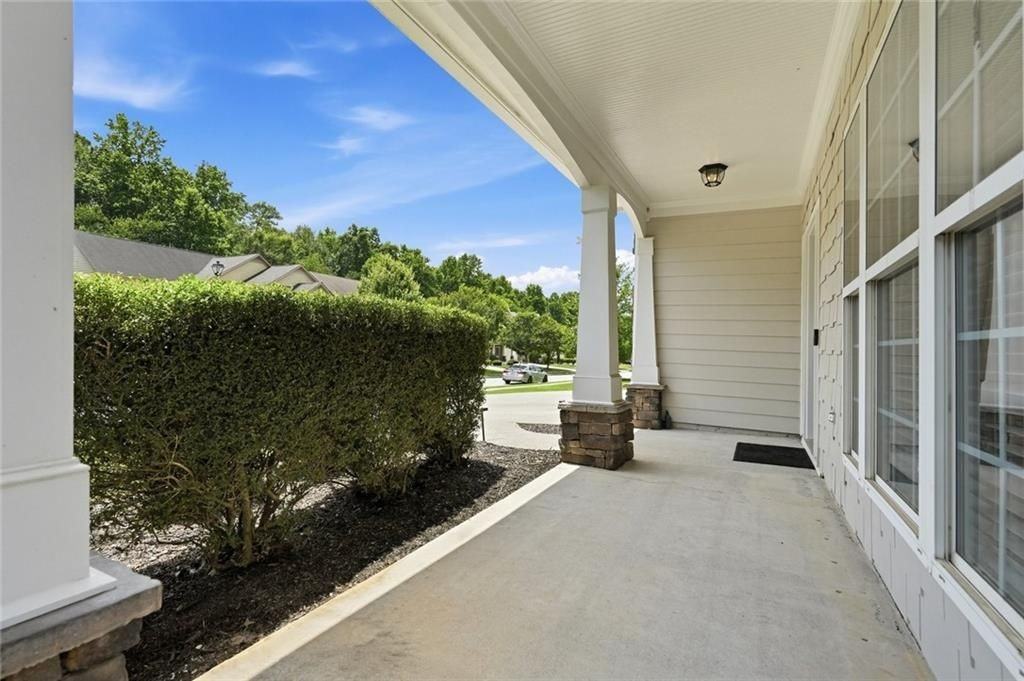 3320 Pebble Ridge Ln - Photo 2 of 45