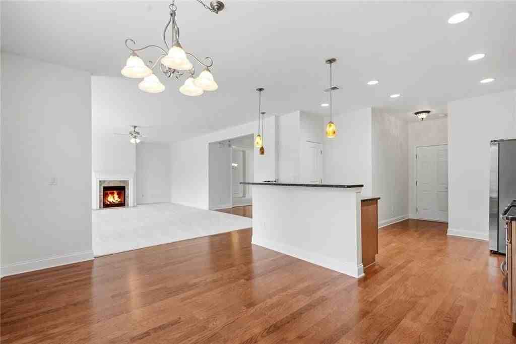 3320 Pebble Ridge Ln - Photo 5 of 45