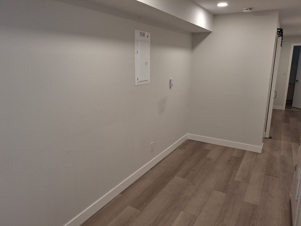 343 Richard Street - Photo 5 of 9