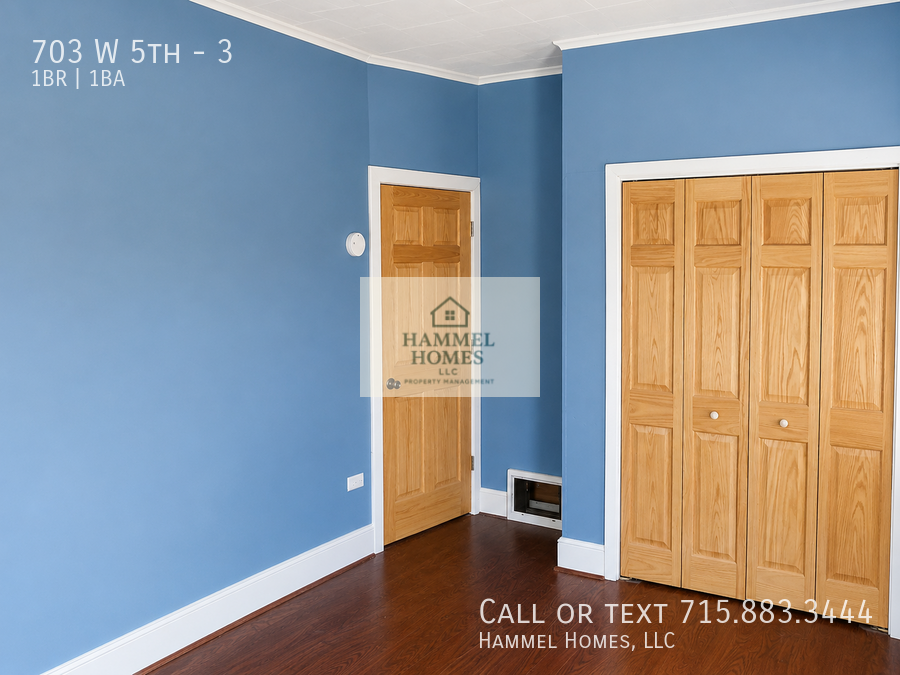 703 W 5th St #3 - Photo 4 of 14
