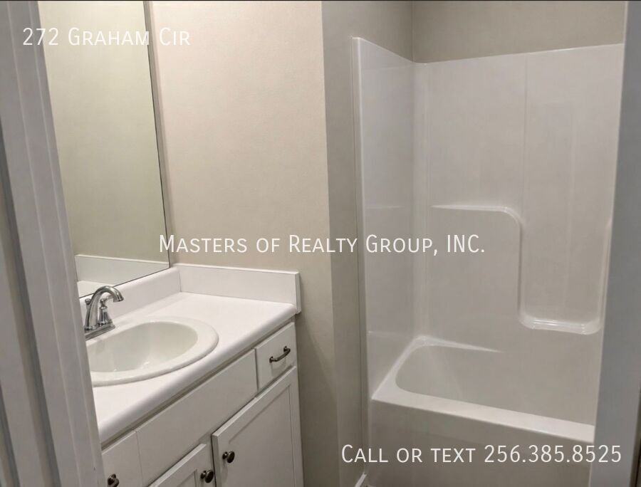 272 Graham Cir - Photo 6 of 6