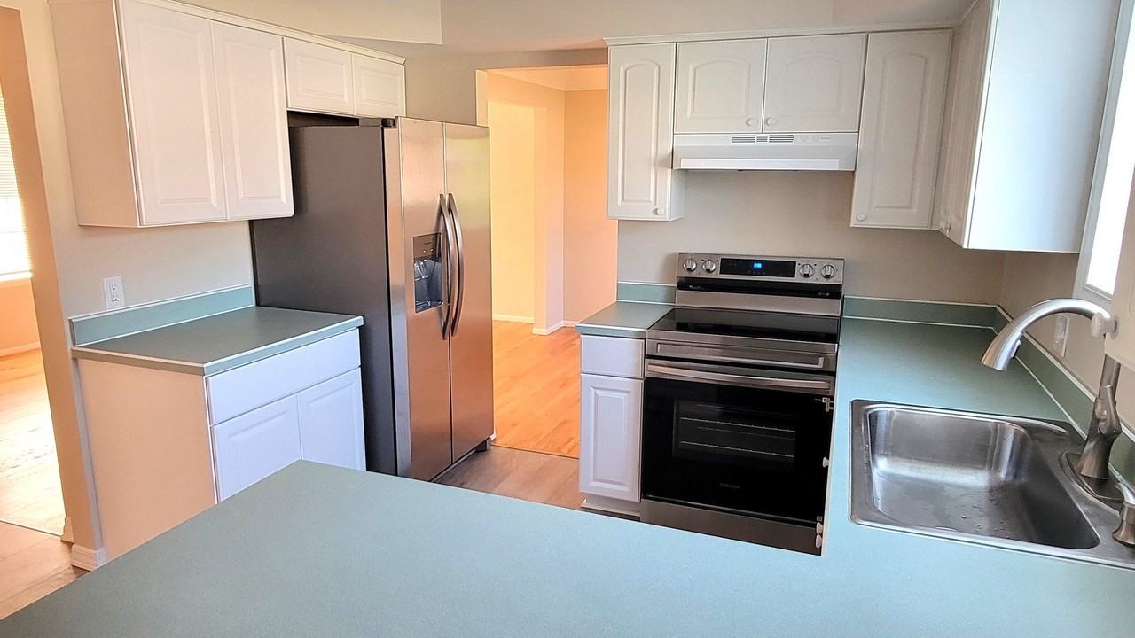30238 Blancke Dr - Photo 5 of 23