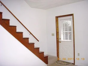 793 Walnut St - Photo 6 of 13