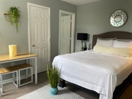featured image of 1037 W Baltimore St #APTD