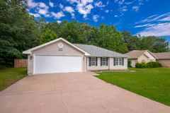 315 Autumn Dr - Photo 1 of 1