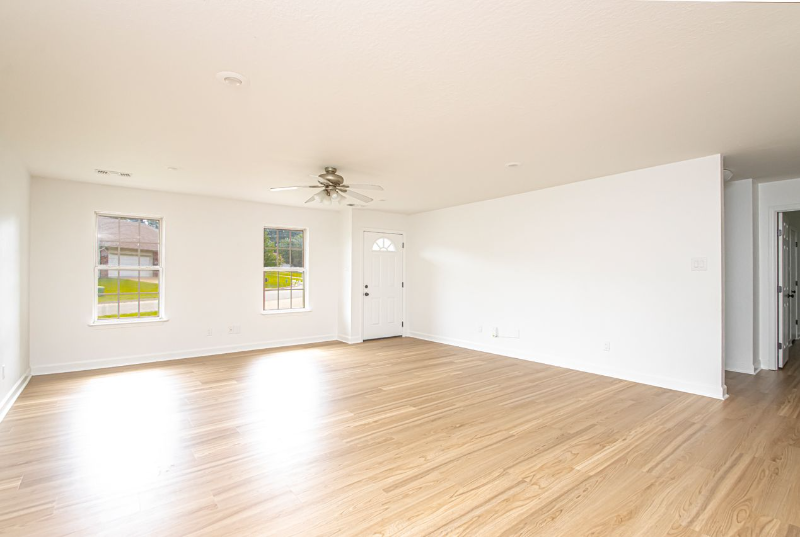 315 Autumn Dr - Photo 4 of 20