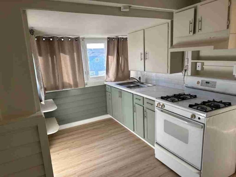 392 E Alvarado St #D - Photo 2 of 8