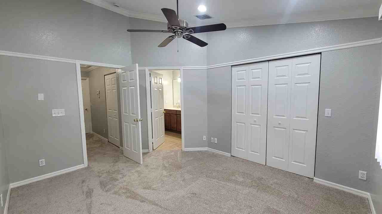 10077 Lone Cypress St - Photo 6 of 9