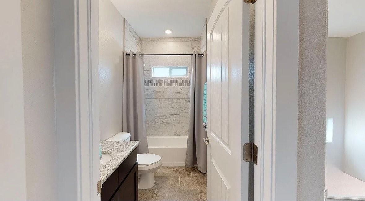 12661 Kingsbury Ave - Photo 7 of 16