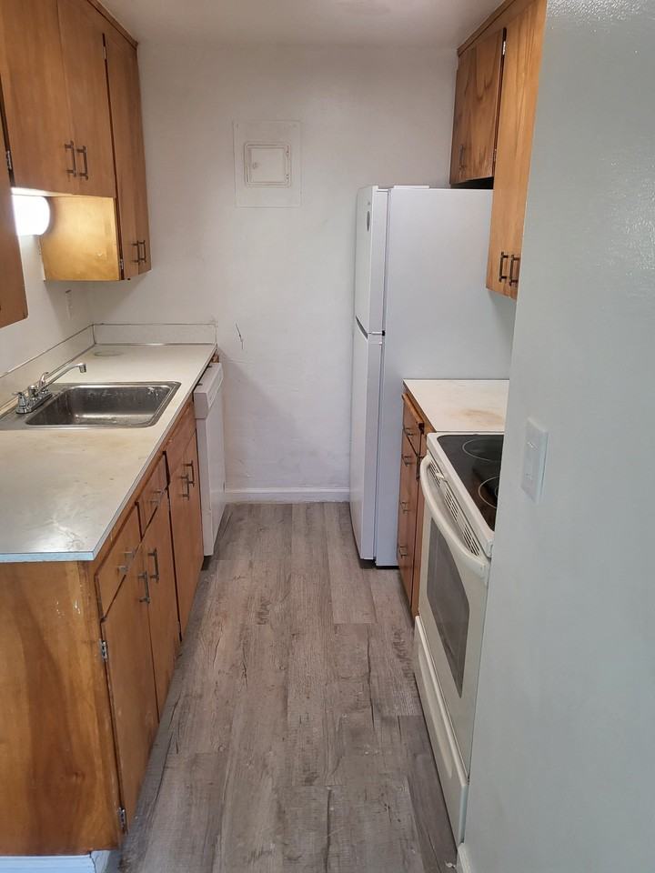 9215 56th Ave S #2 - Photo 5 of 11