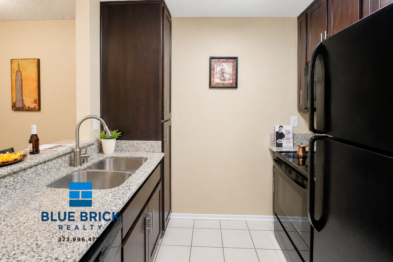 245 N Alvarado St #207 - Photo 2 of 11