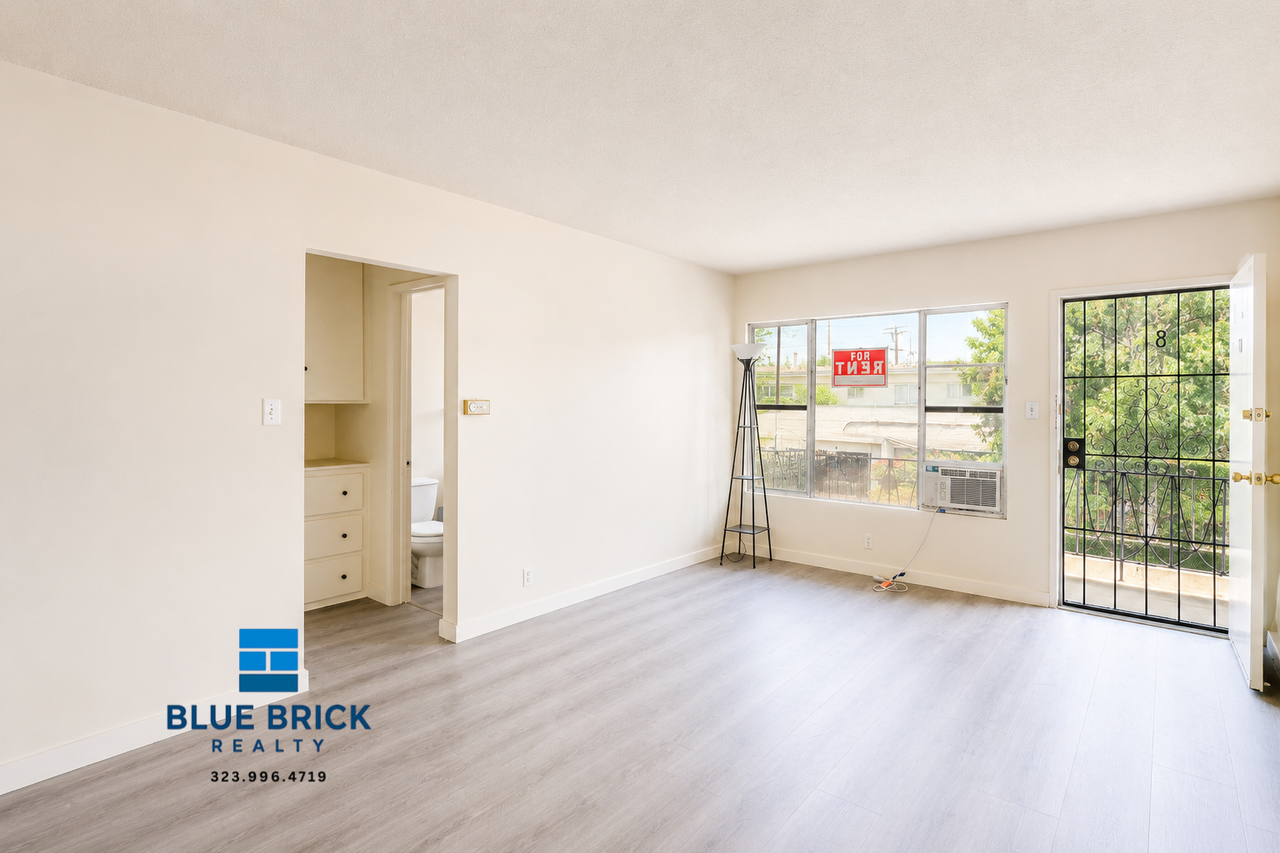 1055 N El Centro Ave #8 - Photo 6 of 16