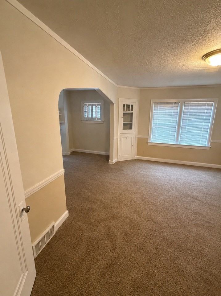 1320 Broad Blvd #1 - Photo 5 of 16