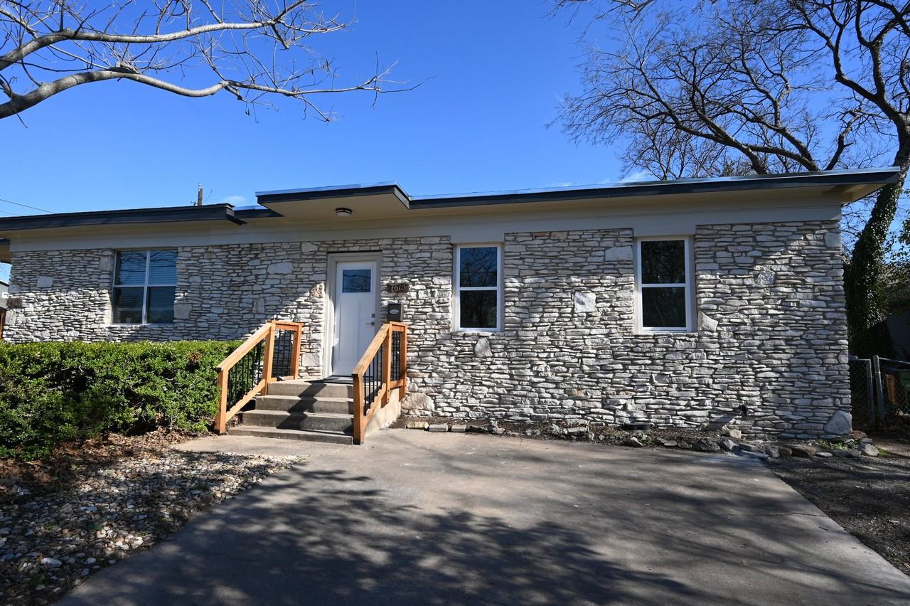 7615 Watson St #7615WATSON - Photo 2 of 5
