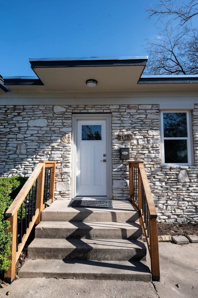 7615 Watson St #7615WATSON - Photo 3 of 5