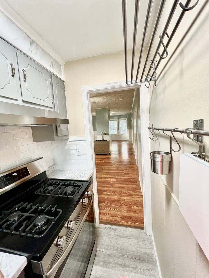 52 Swift St #2 - Photo 3 of 9