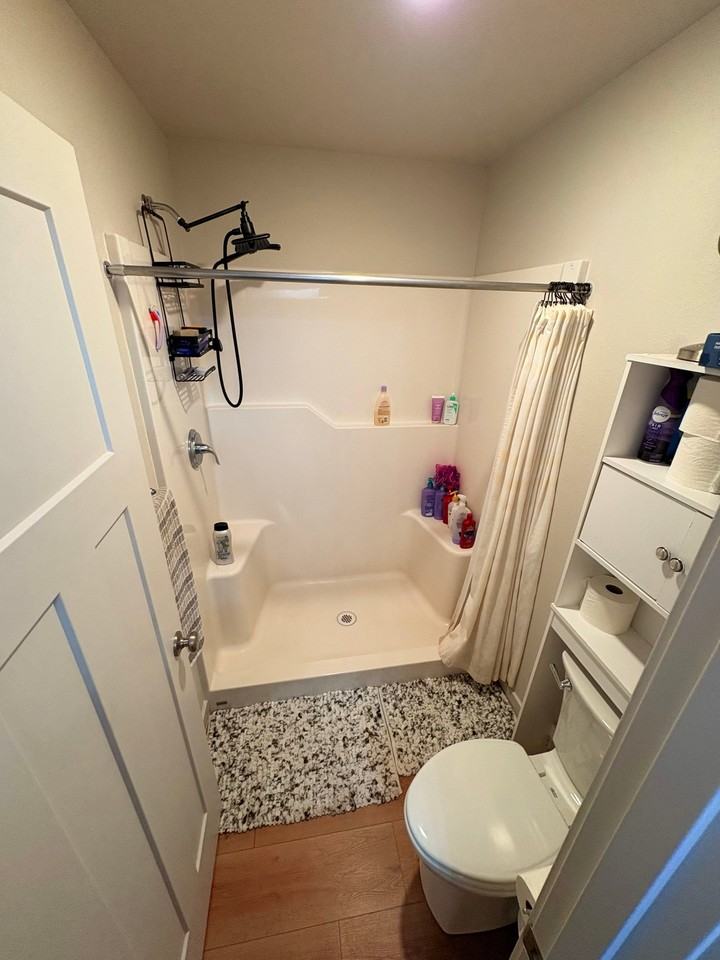 650 Tinley St - Photo 5 of 10
