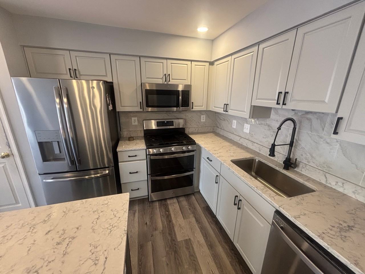 4626 Ripley Manor Ter - Photo 4 of 15