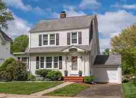 featured image of 170 Kneeland Rd