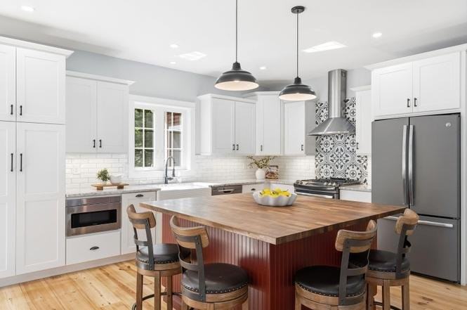 170 Kneeland Rd - Photo 4 of 14