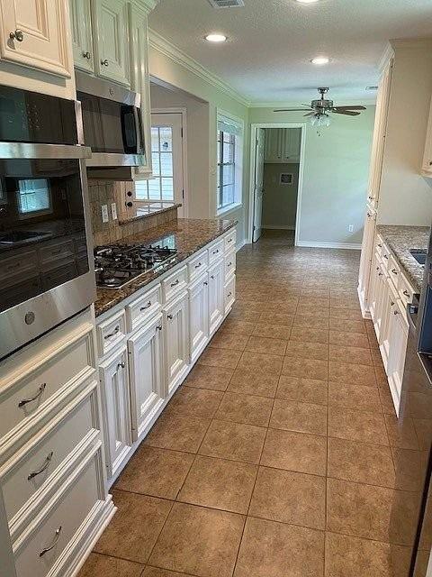 1602 Eastvale Dr - Photo 5 of 7