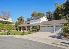 featured image of 1446 Beechwood Dr