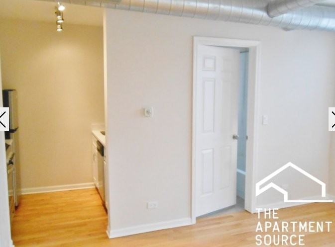 2522 W Leland Ave #B4 - Photo 7 of 8