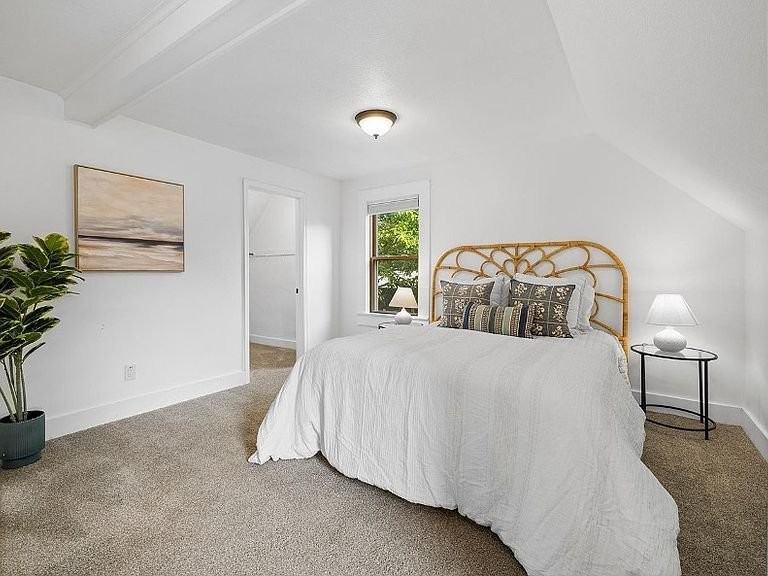 3728 Minnehaha Ave - Photo 3 of 12