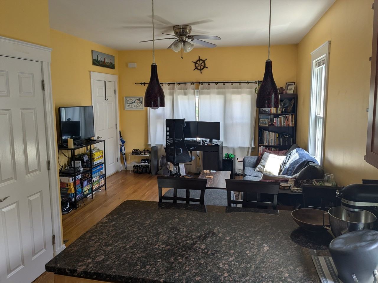 8 Cedar St #1 - Photo 2 of 12