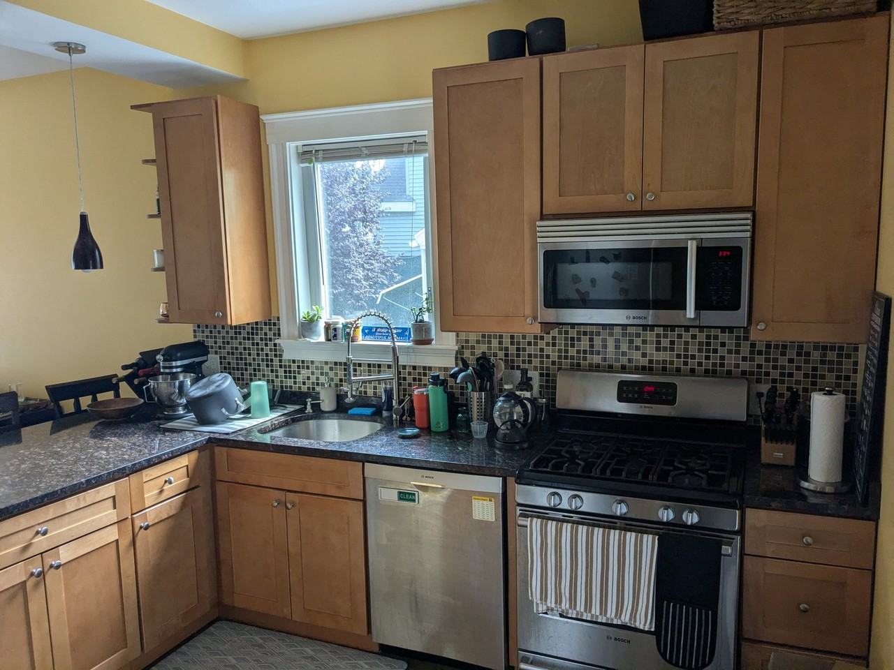 8 Cedar St #1 - Photo 7 of 12