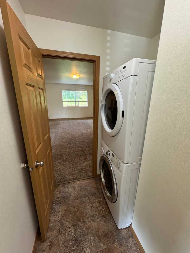 5645 E Bogard Rd #4 - Photo 4 of 13