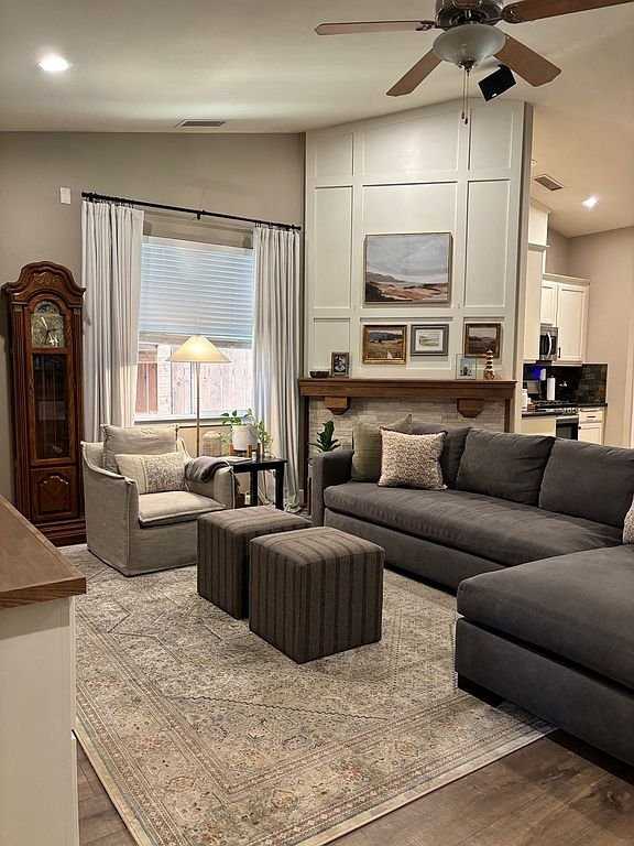 2550 Valhalla Pl - Photo 3 of 17