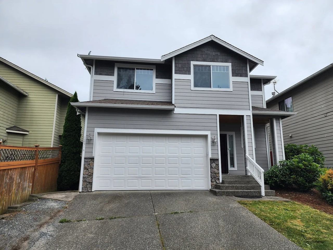 12514 28th Ave W - Photo 2 of 20