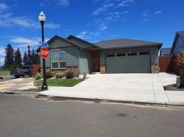 featured image of 1719 Nw 25th Ave