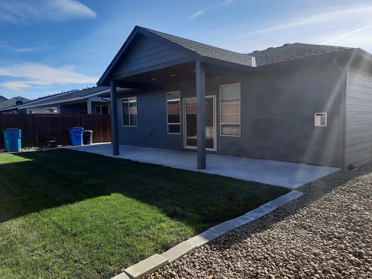 1719 Nw 25th Ave - Photo 2 of 12