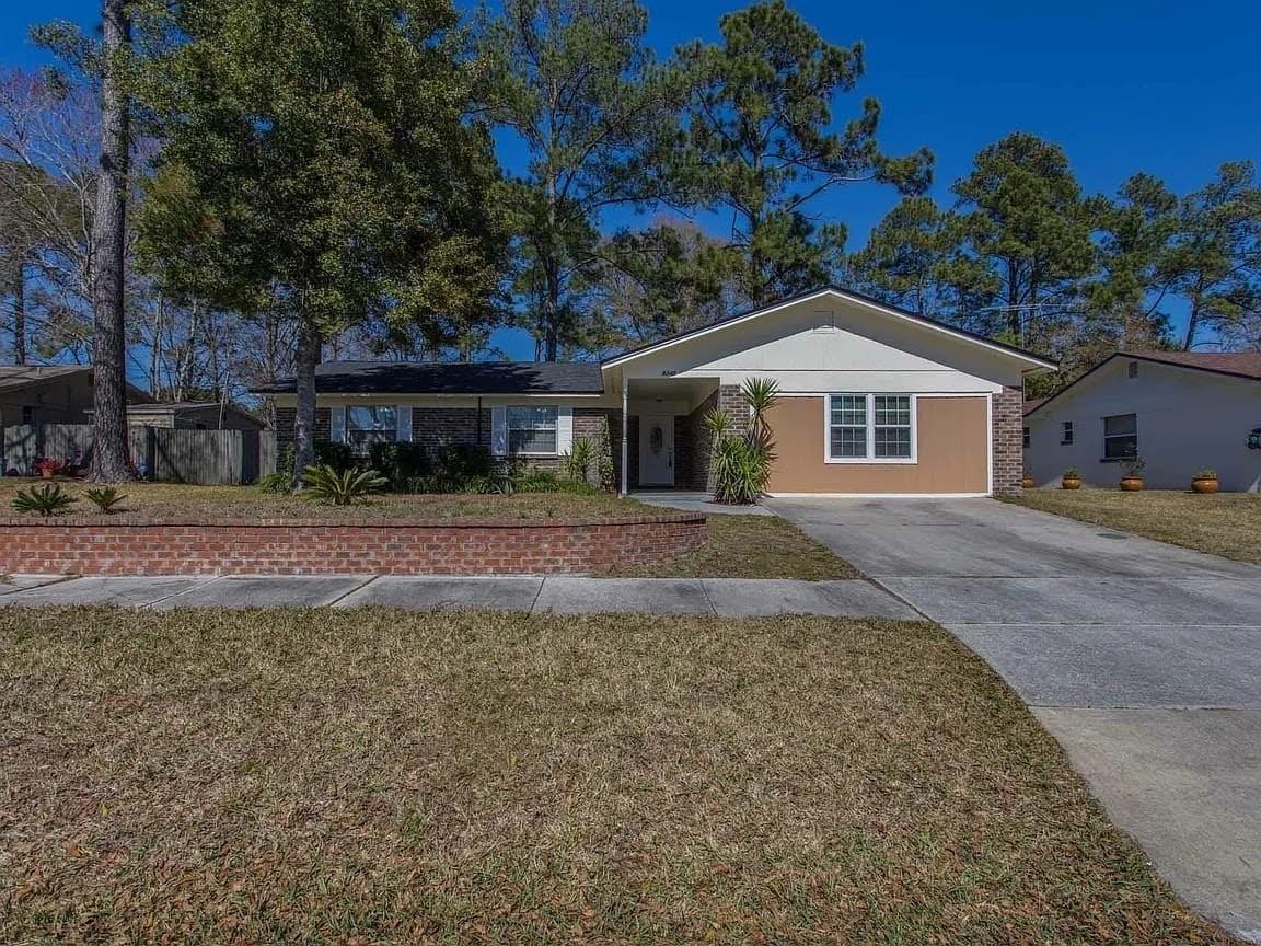 3962 Lake Warren Dr - Photo 3 of 15