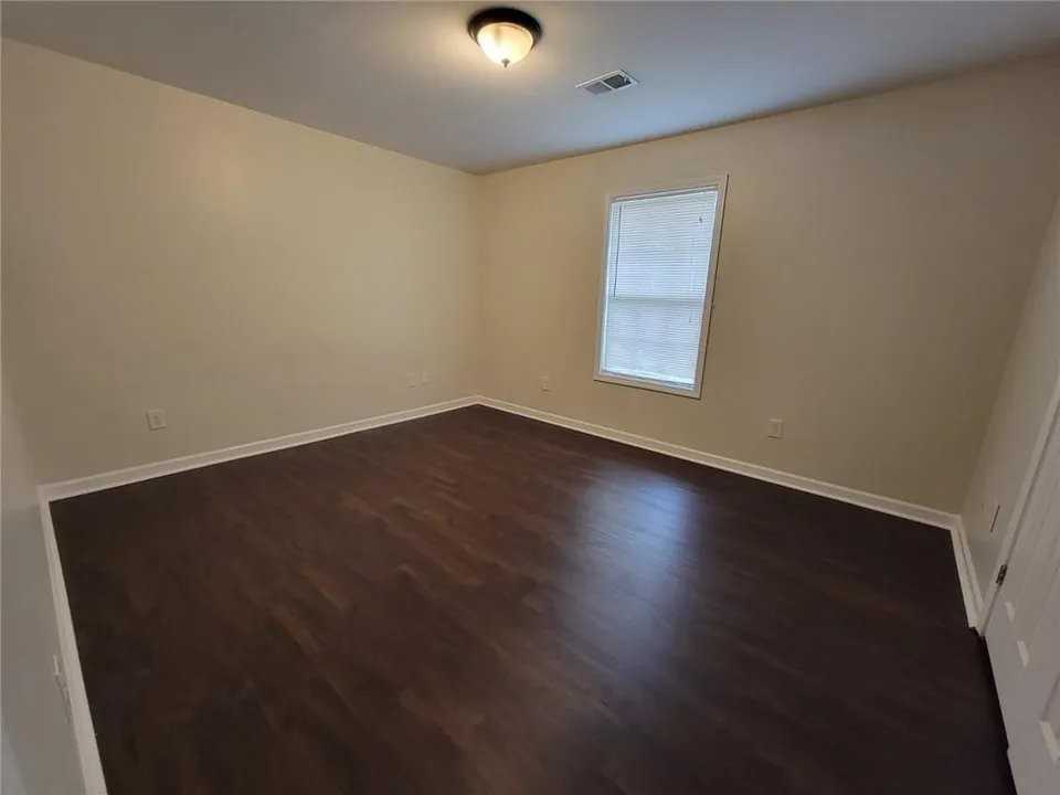 9167 Bent Pine Ct Ne - Photo 5 of 9