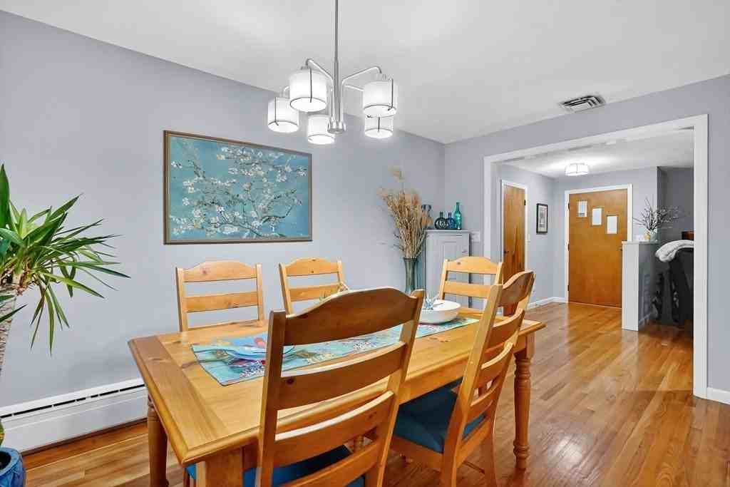 28 Dayton St - Photo 2 of 13