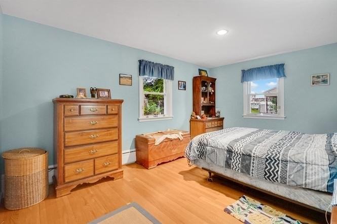 28 Dayton St - Photo 6 of 13