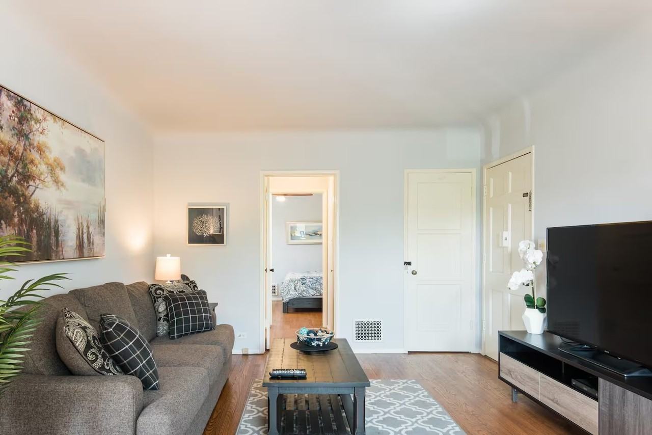 2304 Loy Ln #2304 - Photo 2 of 19