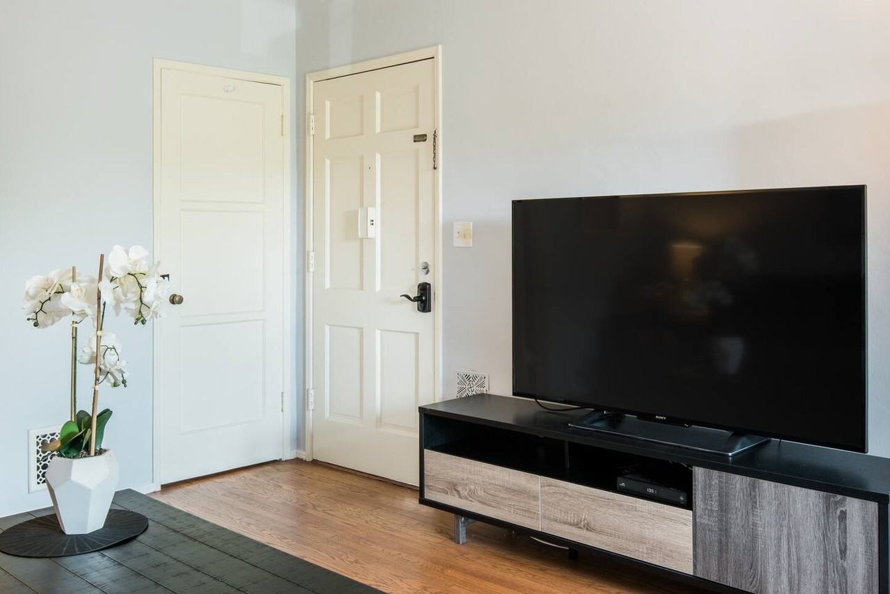 2304 Loy Ln #2304 - Photo 3 of 19