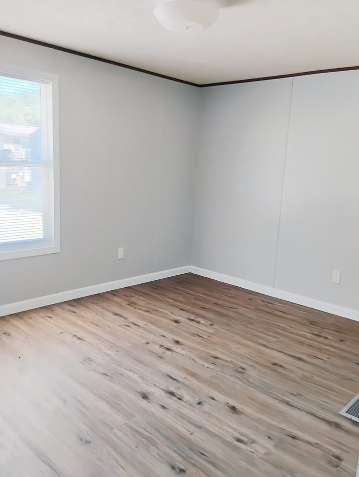 111 Rainbow Dr - Photo 7 of 13