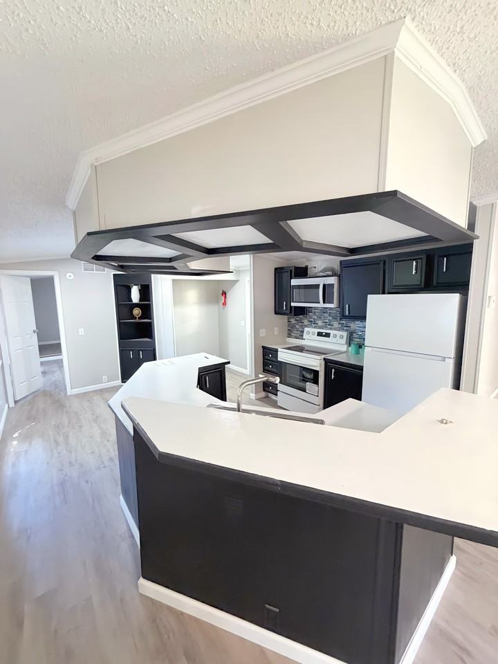 74 Deerwood Park - Photo 3 of 8