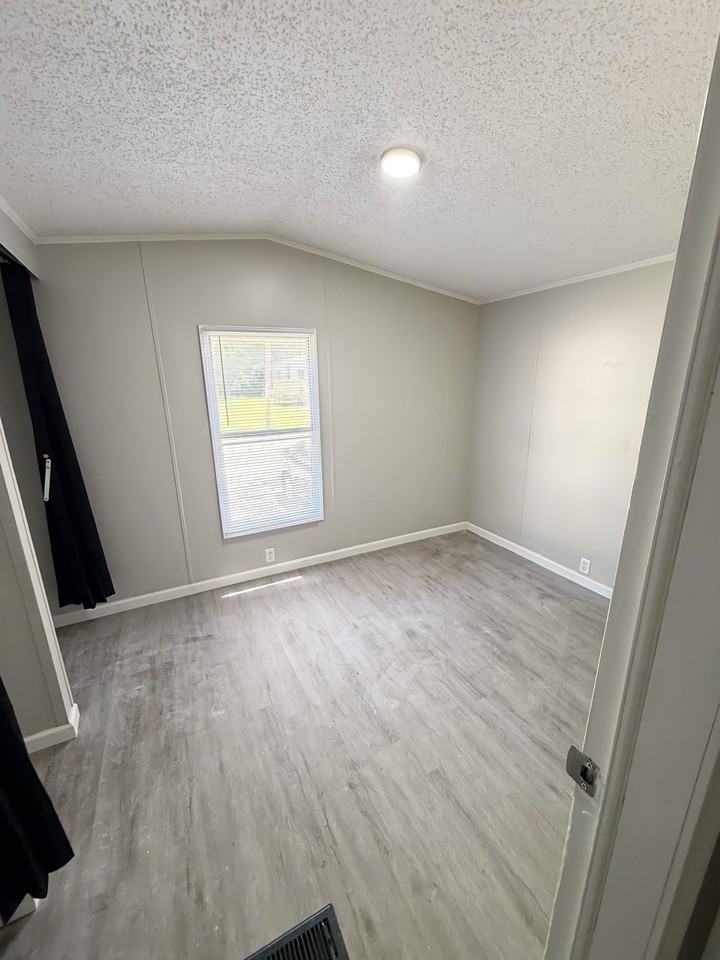 74 Deerwood Park - Photo 6 of 8