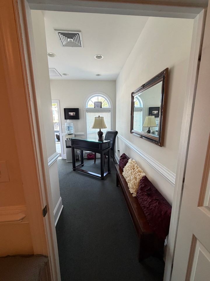 4378 Oleander Dr #3 - Photo 3 of 9