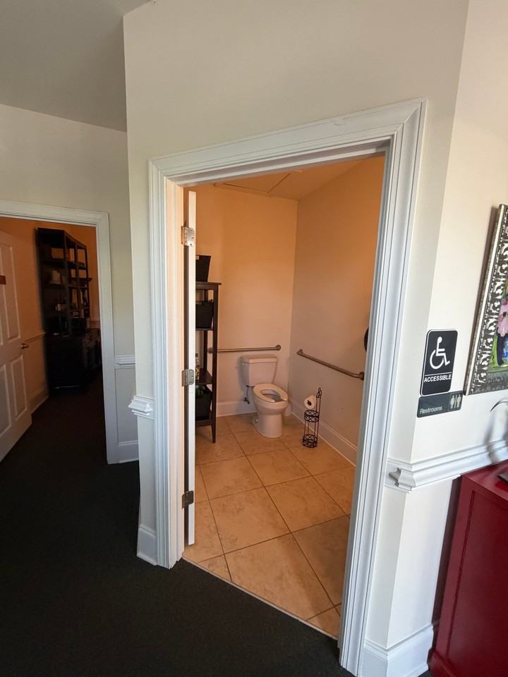 4378 Oleander Dr #3 - Photo 5 of 9