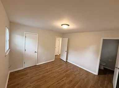 313 Kingston Rd - Photo 5 of 14