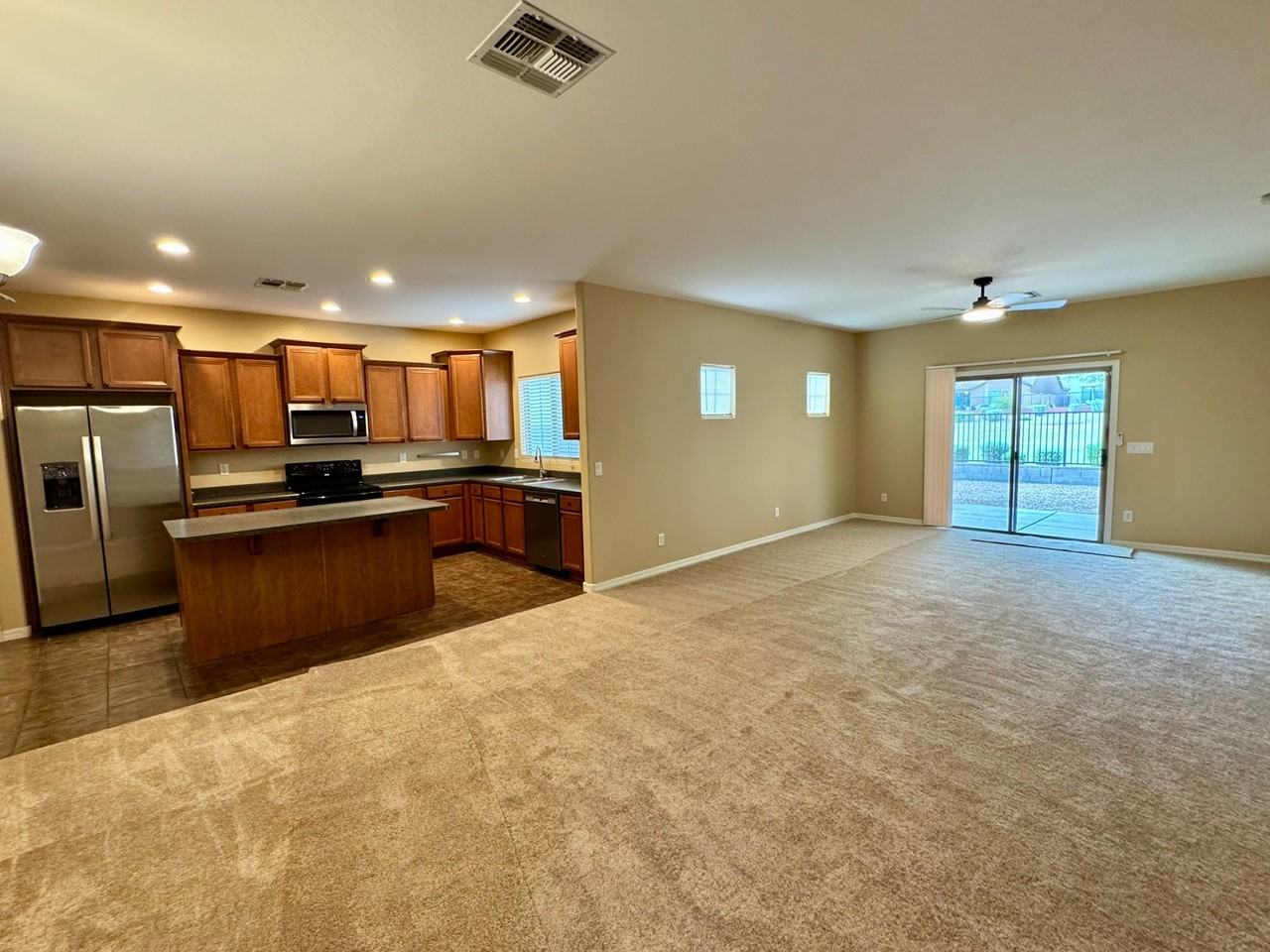 4935 W Harwell Rd - Photo 5 of 20