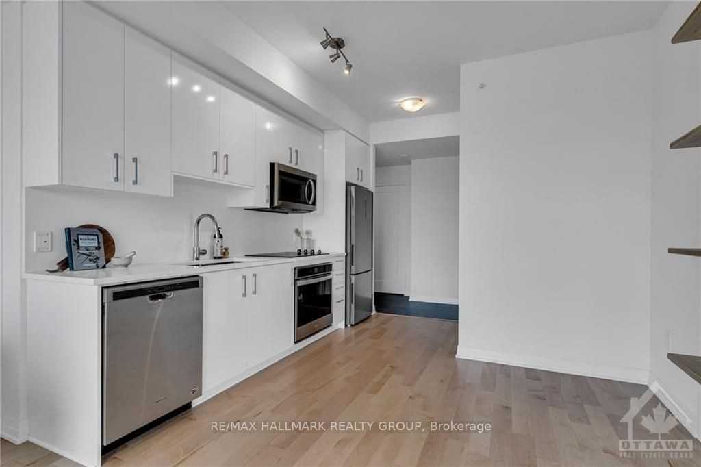 805 Carling Avenue #1302 - Photo 3 of 25